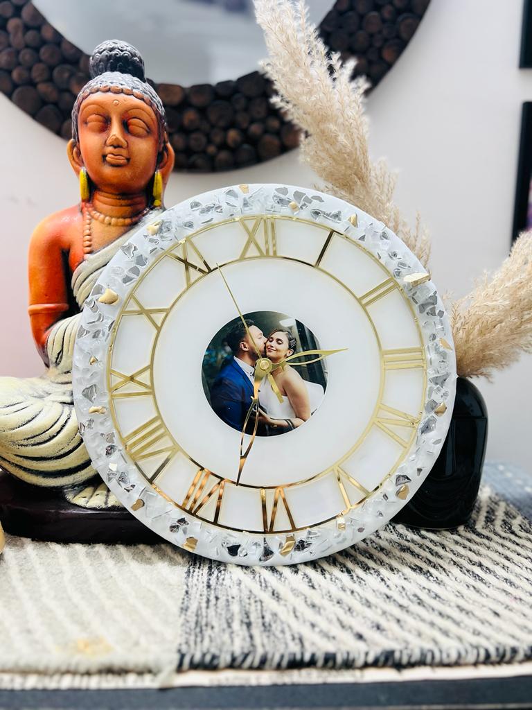 Customized Circle Shape Resin Clock